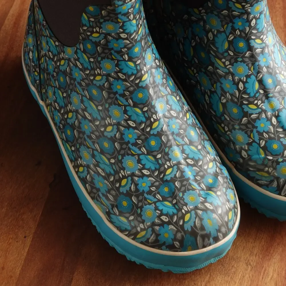 Bogs Boots Girls Size 5 Blue Sweet Pea Classic Owl Waterproof Chore Outdoor Read
